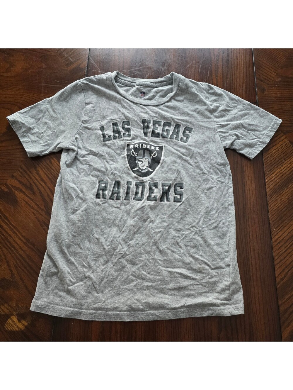 Las Vegas Raiders gray NFL T shirt serving silver and black energy